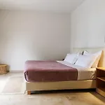 فندق مبيت وإفطار Aura لوتراكي
