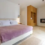 Aura 3*