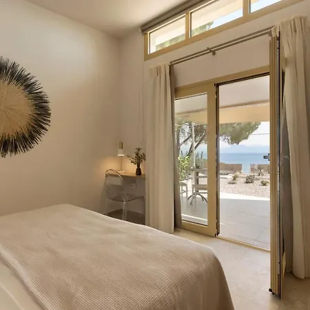 Aura Bed & Breakfast