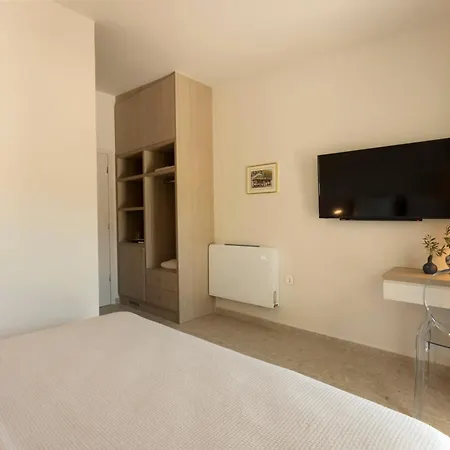 Aura Bed & Breakfast