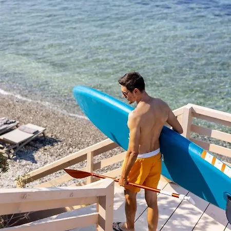 Oda ve Kahvaltı Aura