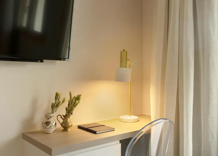 Aura Bed and Breakfast Λουτράκι