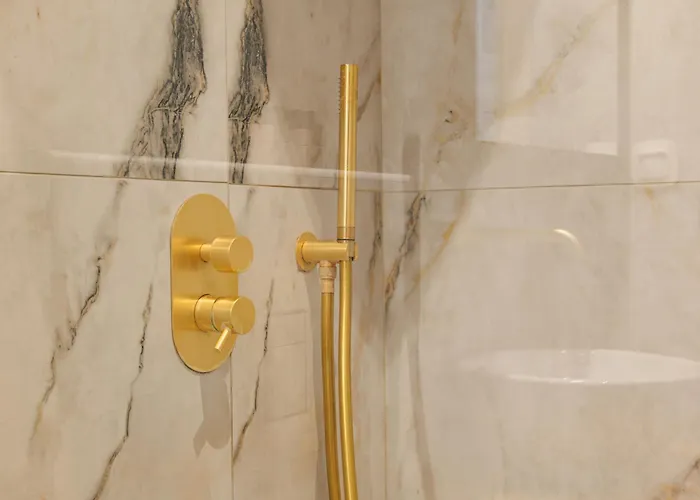 Aura Bed and Breakfast 4*