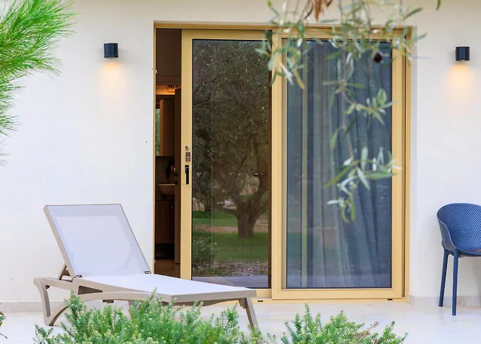 Aura Loutraki (Corinthia)